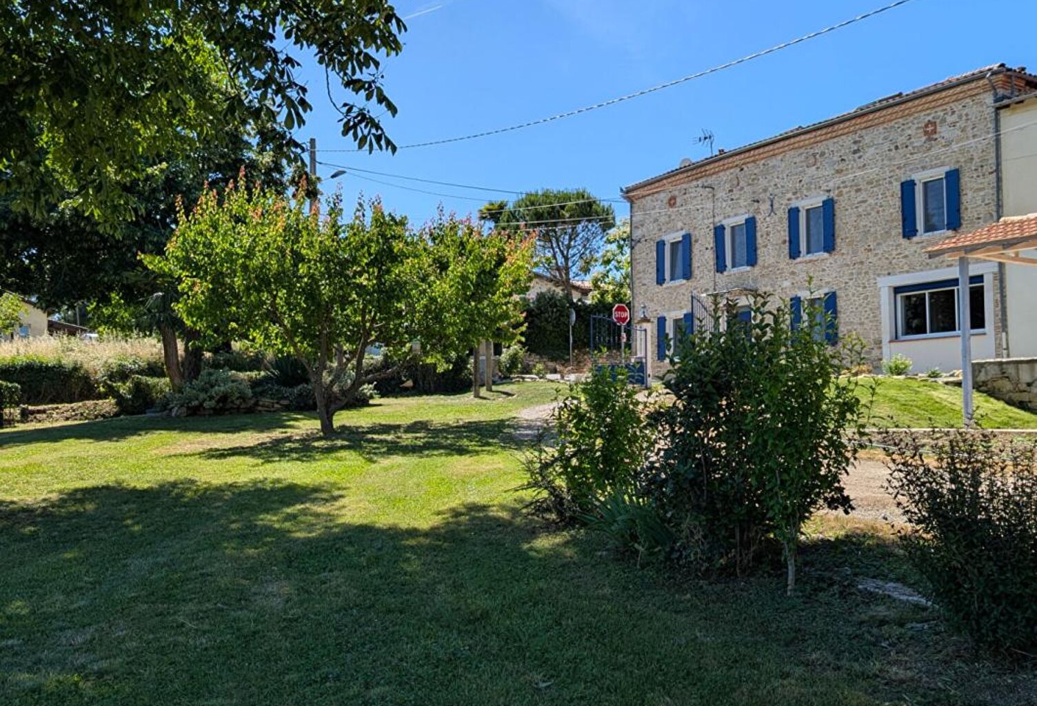Maison Marignac Laspeyres 348 m2 avec jardin et dépendance — photo 1