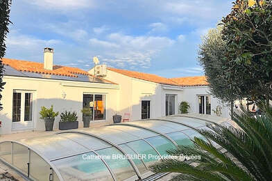 Maison 5 pièces 424700 €