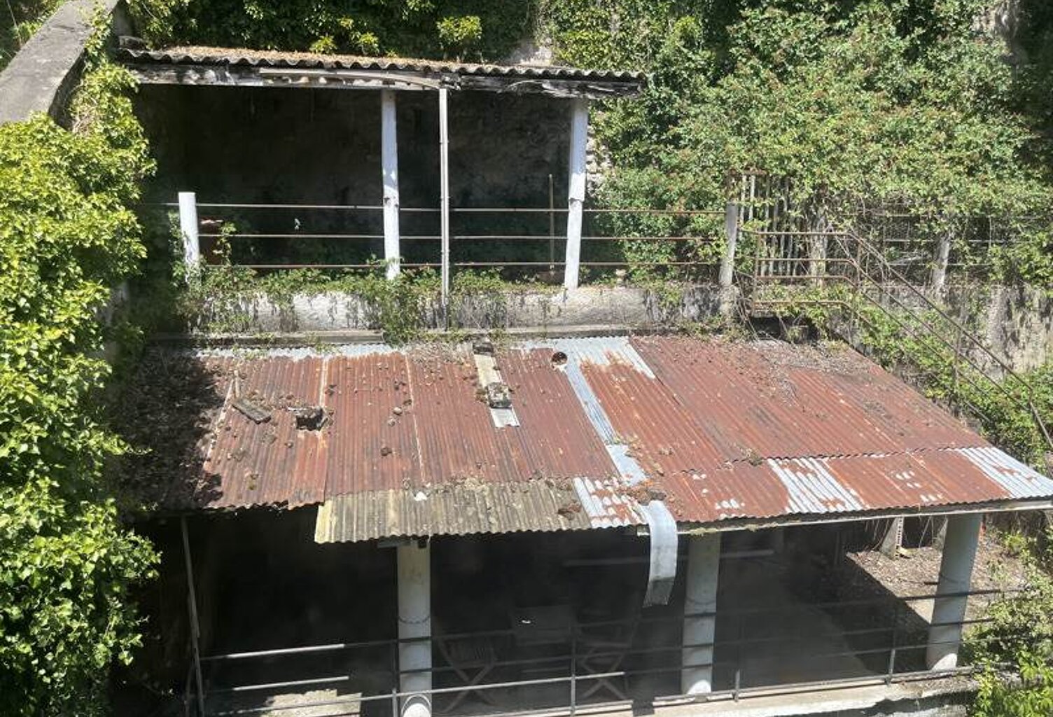 Vente maison 9 pièces 214 m² Aubin (12110) — photo 1