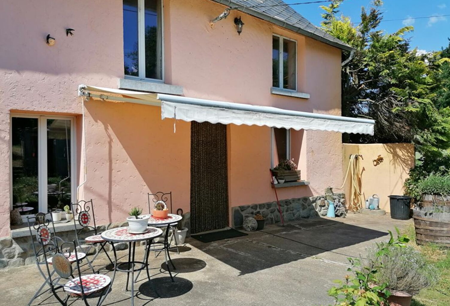 LOYAT  Maison de caractère avec dépendances et fort potentiel — photo 1