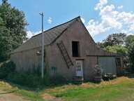 LOYAT  Maison de caractère avec dépendances et fort potentiel — photo 3