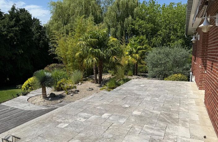 Maison semi plain-pied 220M², 5 à 6 chambres, sous sol complet jardin paysagé — photo 5