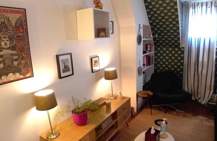 Appartement Haussmannien 75 m² traversant,  Balcons, ascenseur, chambre de service au 8 étage — photo 5