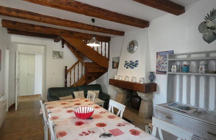 A CANCALE ! Maison en pierre en excellent état, 6 pièces, 5 chambres ! — photo 2