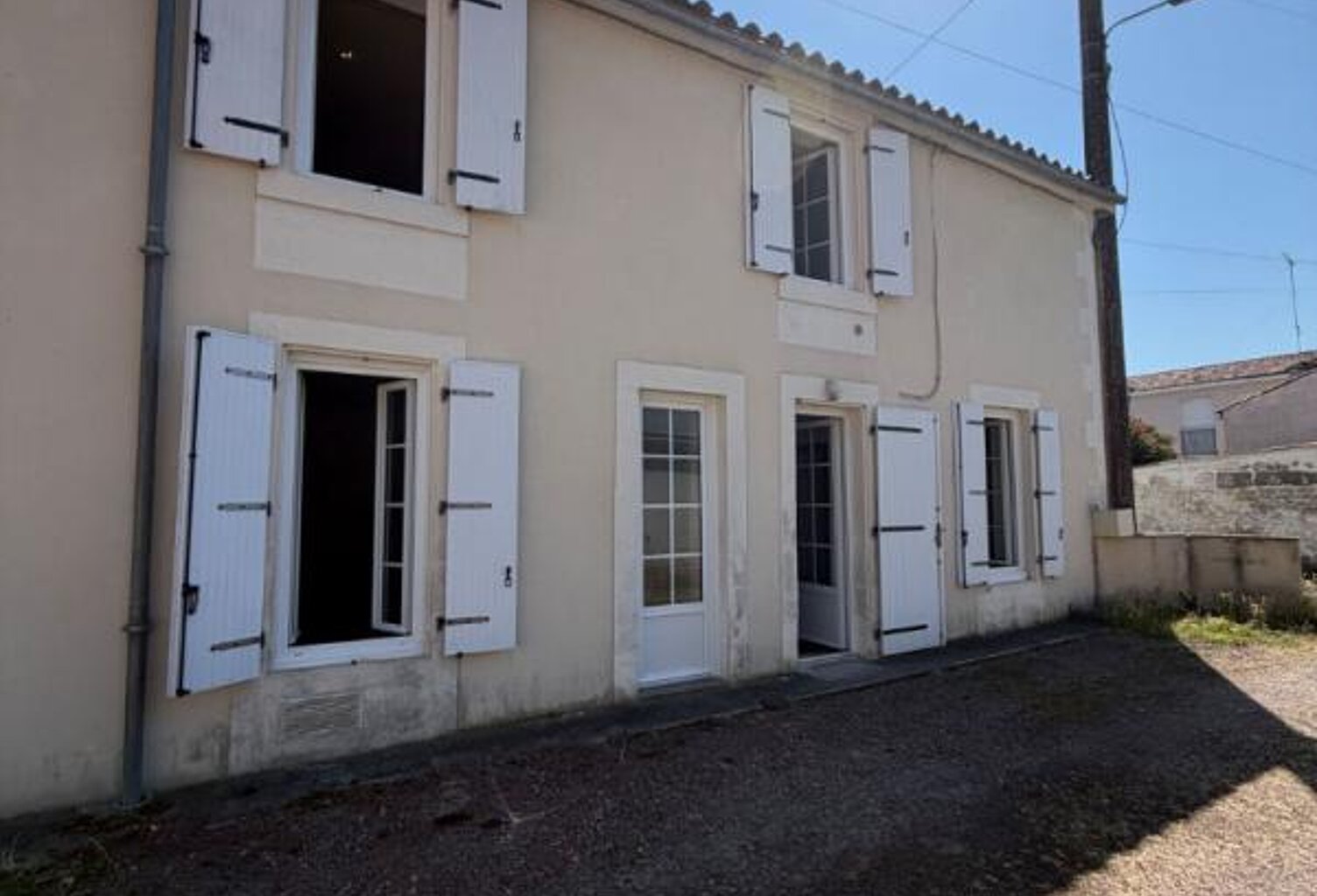 Maison Lucon 5 pièce(s) 77 m2 — photo 1