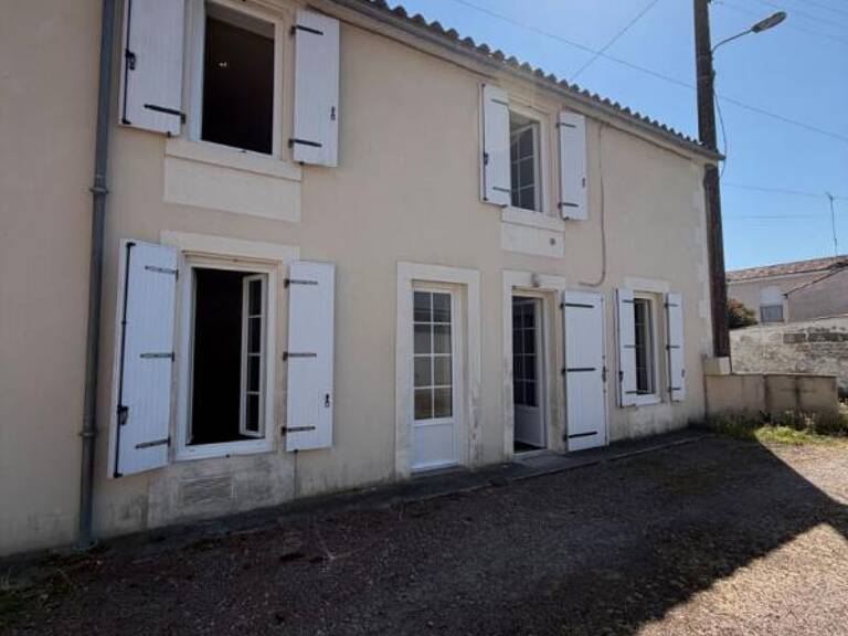 Maison Lucon 5 pièce(s) 77 m2 — photo 1