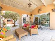 Villa de 5 pièces principales — photo 2