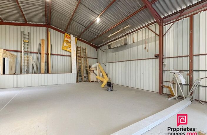AVALLON bâtiment à usage d'activité d'environ 220 m² — photo 2