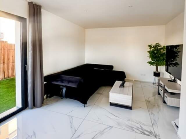 Maison 3 pièces 97 m² à Saint-Brès — photo du bien