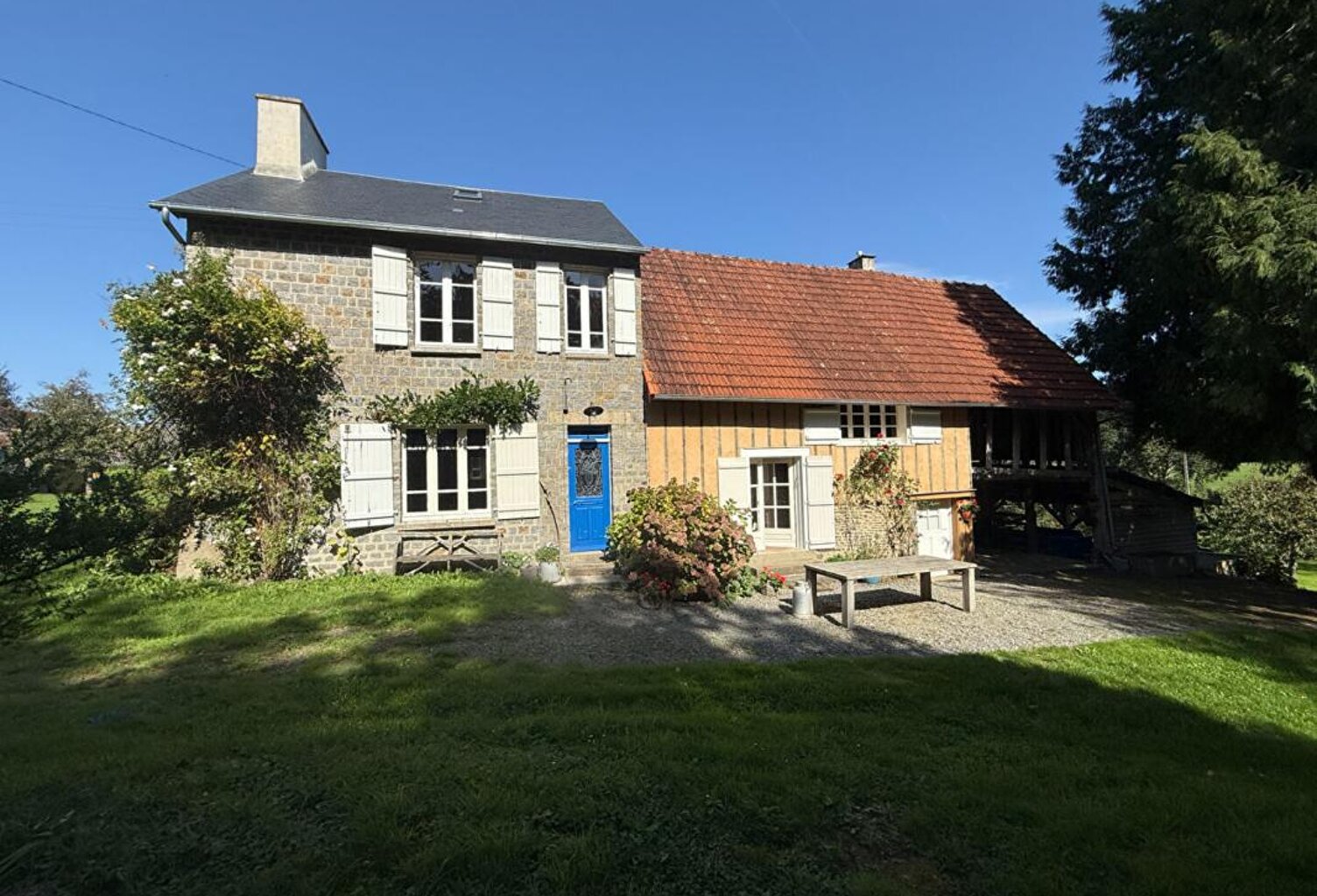 Maison Les Cresnays 5 pièce(s) 130 m2 — photo 1
