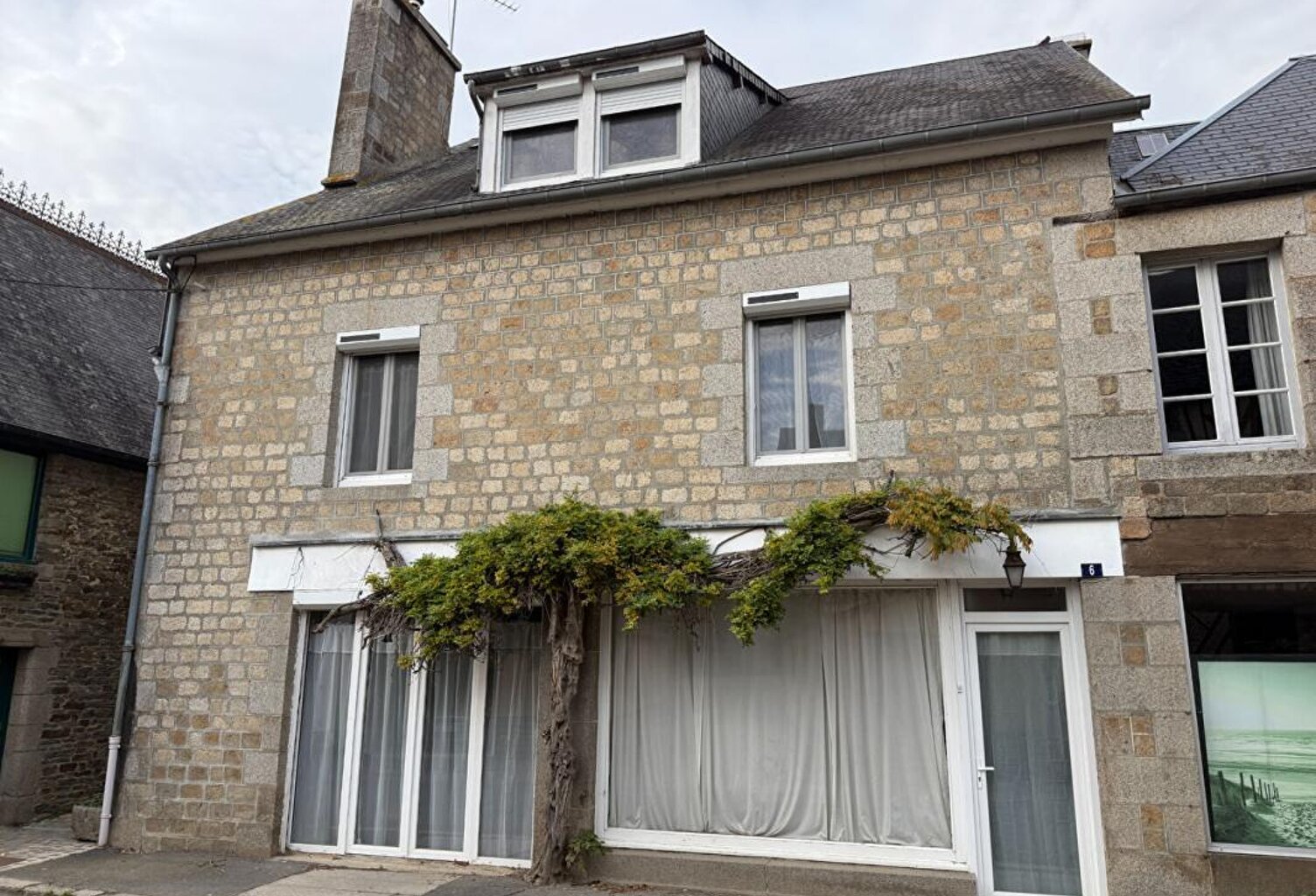 Maison Mortain Bocage 8 pièce(s) 192 m2 — photo 1