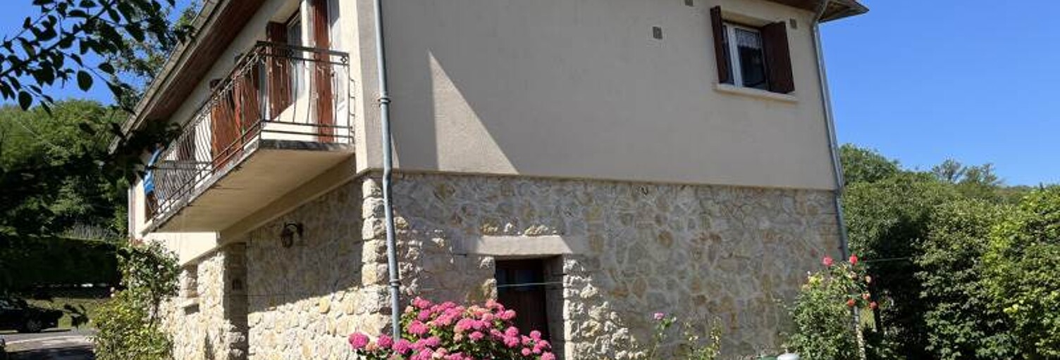 Maison 5 Pièces 90 m² à vendre à Le Lardin-Saint-Lazare (24570)