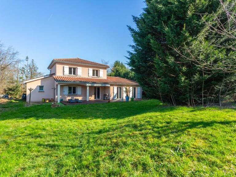 Villa de 6 pièces principales — photo 1