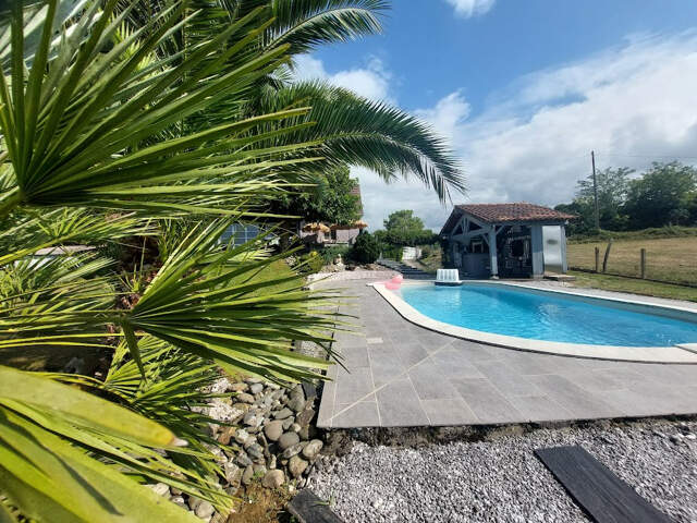 Maison 115 m2 entièrement rénovée — photo du bien