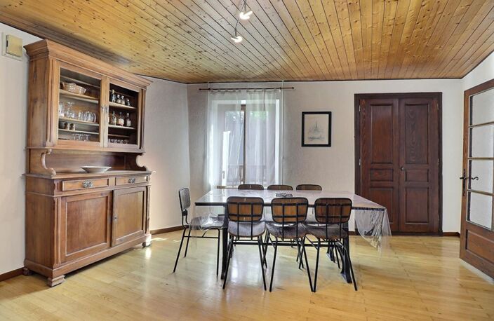 Maison de village 5P 139 m² avec sous-sol et dépendance La Chavanne (73800) — photo 2