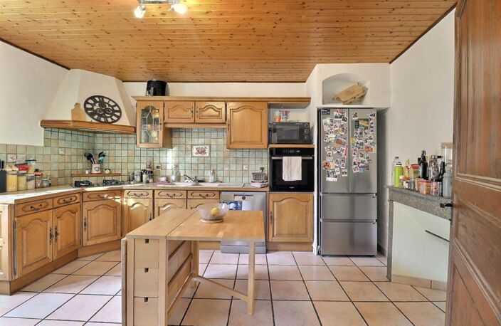 Maison de village 5P 139 m² avec sous-sol et dépendance La Chavanne (73800) — photo 5