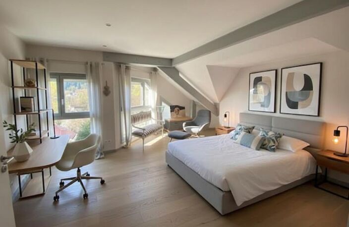 Gérardmer - Chalet pièce de vie vue lac, 4 chambres, 2 garages  151 m²  DPE C — photo 2