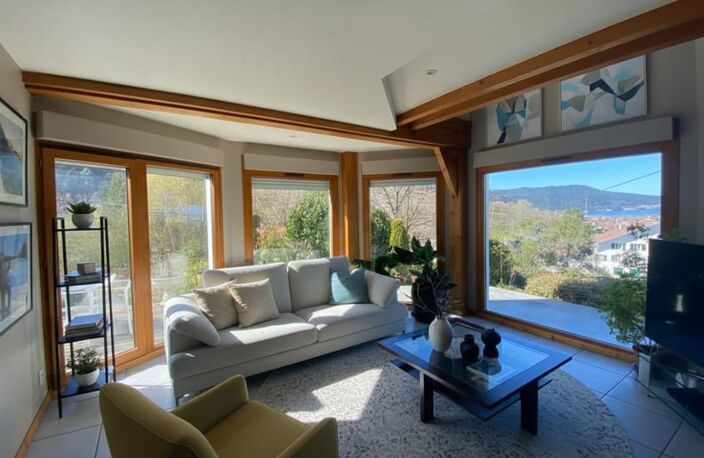 Gérardmer - Chalet pièce de vie vue lac, 4 chambres, 2 garages  151 m²  DPE C — photo 5