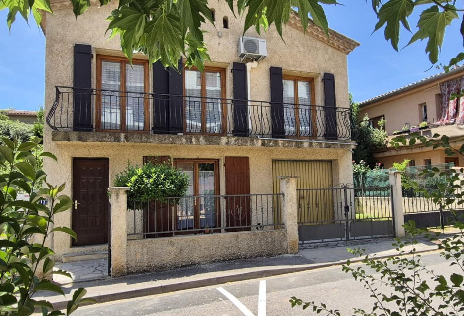 Maison Paulhan 5 pièce(s) 110 m2 — photo 1
