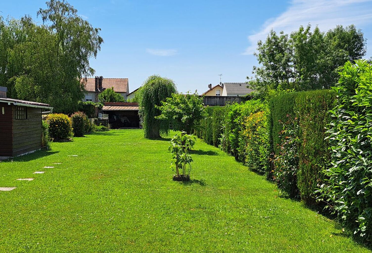 Maison 140m² Le Mesnil Saint Denis — photo 1