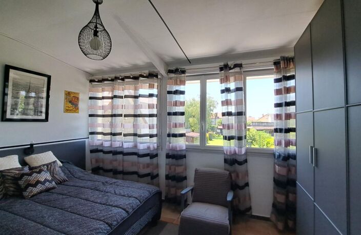Maison 140m² Le Mesnil Saint Denis — photo 5