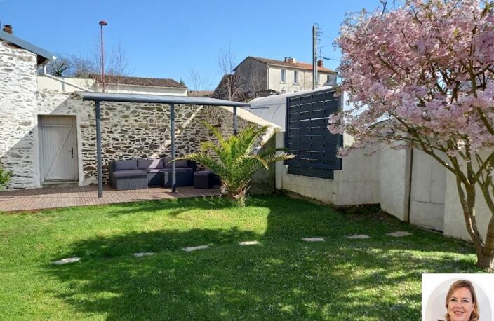 Maison 184 m² env.- 5 chambres -2 garages - abris et jardin — photo 2