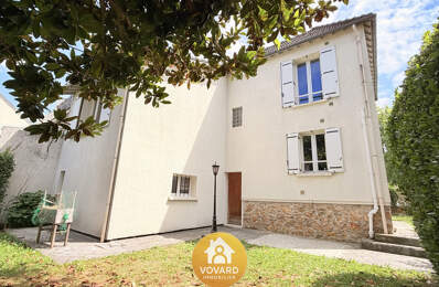Maison 4 chambres sur différents niveaux — photo du bien