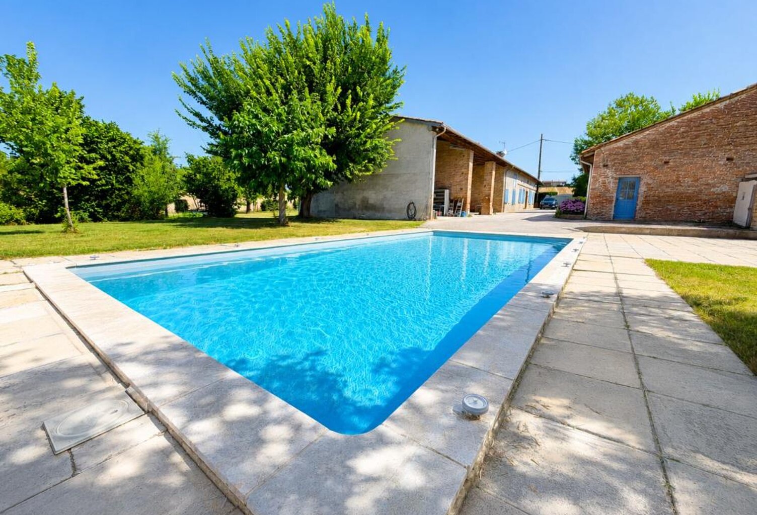 Secteur Gragnague – Ancien corps de ferme de caractère de 1880 – 200 m² – Piscine – Dépendances – Parc de 5 839 m² — photo 1
