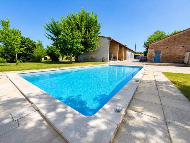Secteur Gragnague – Ancien corps de ferme de caractère de 1880 – 200 m² – Piscine – Dépendances – Parc de 5 839 m² — photo du bien