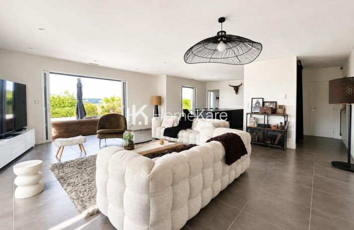 MAISON CONTEMPORAINE AVEC VU SUR LES PYRÉNÉES ! — photo 4