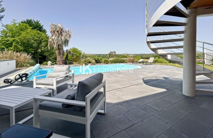 VILLA FAMILIALE T7 AVEC VUE, PISCINE ET GARAGE — photo 2