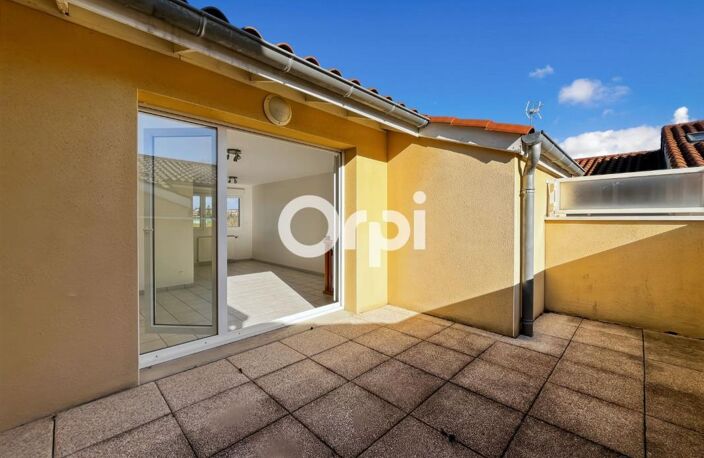 🏢 Appartement T3 en duplex avec terrasse, garage, parking et cave à 5 min à pied du centre ! — photo 3