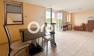 Maison 5 Pièces 142 m² à louer à Les Halles (69610)