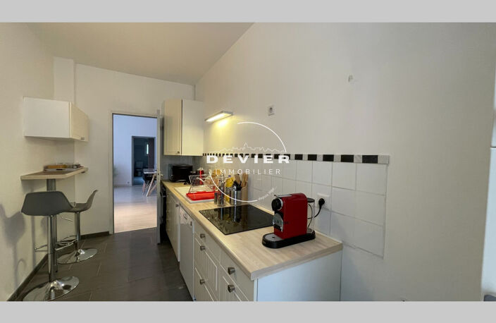 location appartement 4 Pièce(s) — photo 2