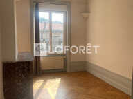 Appartement 100m², 2 chambres, ascenseur, charme de l'ancien — photo 3