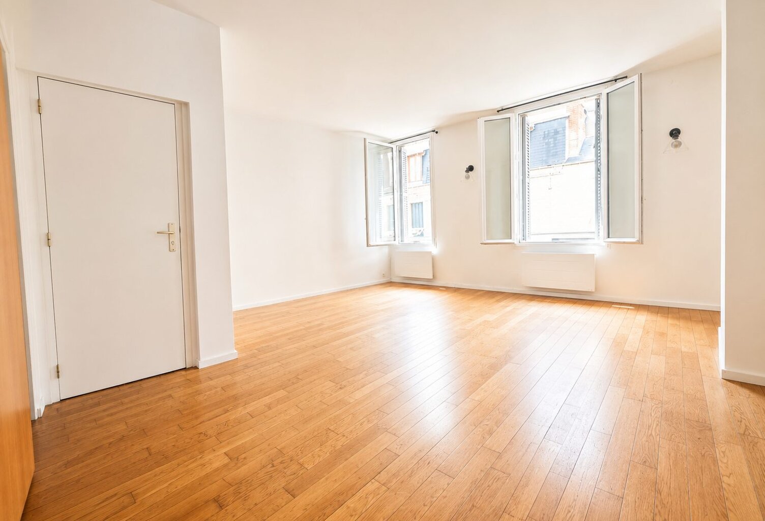 Tours GareVelpeau  Studio 35 m² avec cave, syndic bénév — photo 1