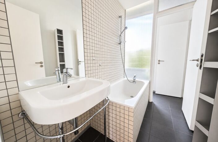 Tours GareVelpeau  Studio 35 m² avec cave, syndic bénév — photo 3