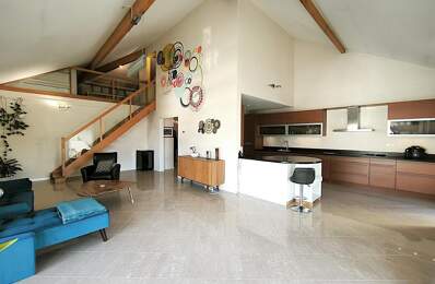 Appartement au dernier étage — photo du bien