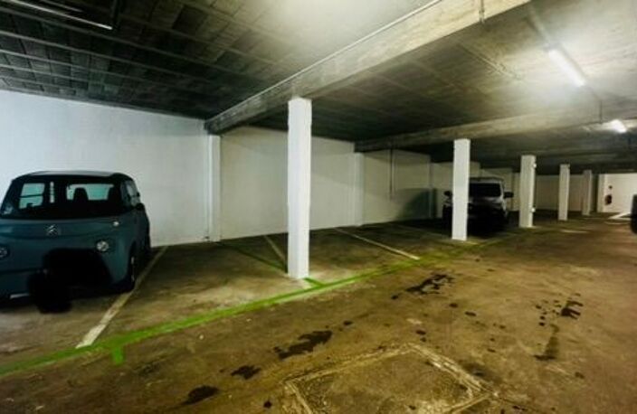 Parking À Louer — photo 2