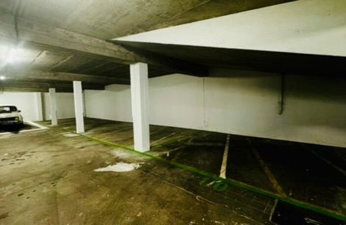 Parking À Louer — photo 3