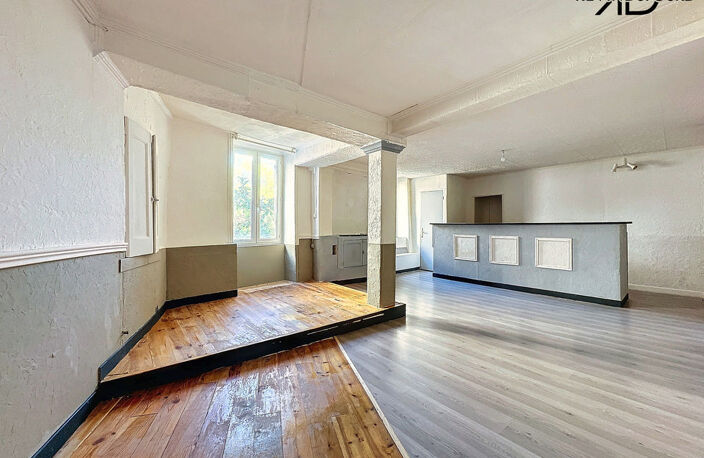 Maison de ville de 140m² avec cour à AUBENAS — photo 2