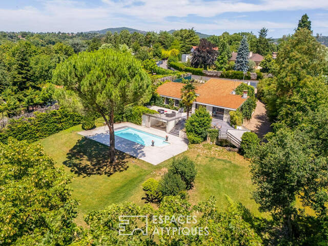 Maison de caractère avec piscine et vue dégagée à Saint-Didier-au-Mont-d'Or — photo du bien