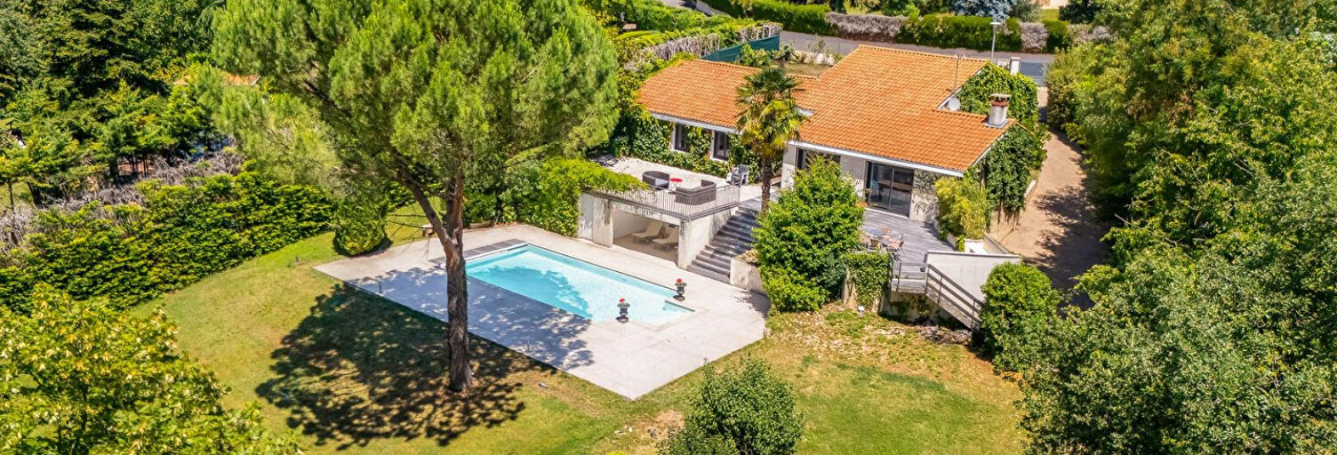 Maison 7 Pièces 270 m² à louer à Saint-Didier-au-Mont-d'Or (69370)