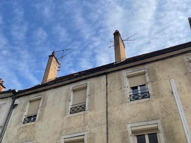 APPARTEMENT REFAIT A NEUF - DISPONIBLE A PARTIR DU 15/08 — photo du bien