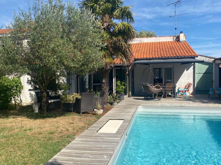Rochefort, maison 3 chambres avec terrasse, piscine chauffée et garage — photo 1