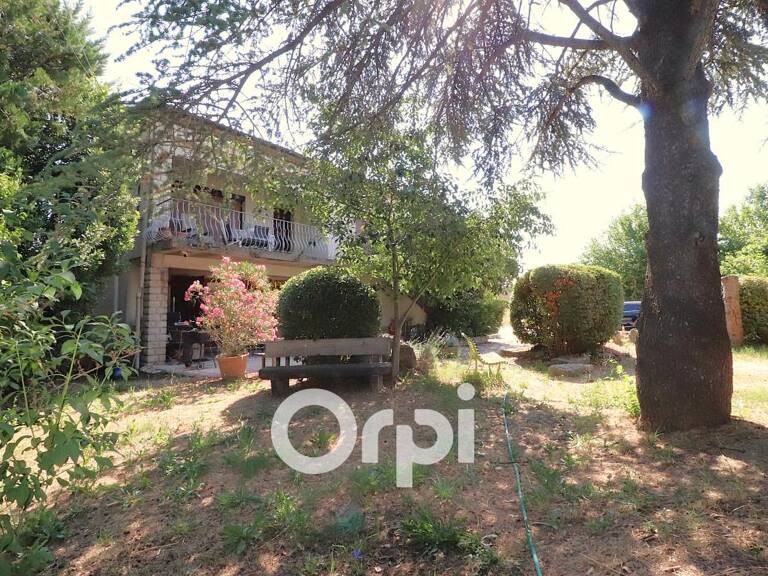 FUVEAU LA BARQUE VILLA av T3 et T4 sur 700 m² de terrain — photo 1