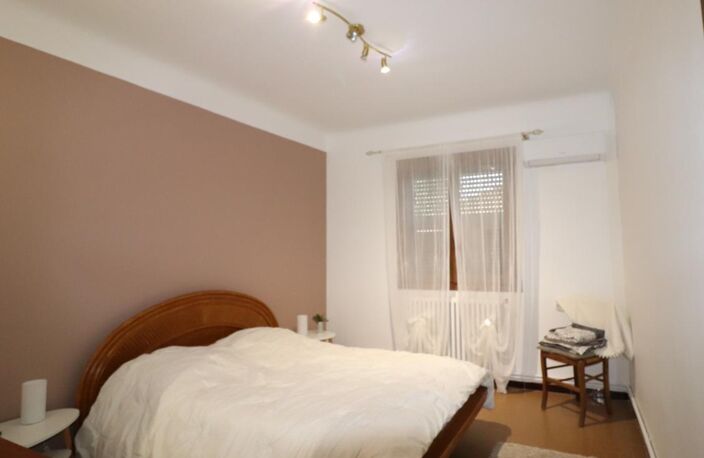 FUVEAU LA BARQUE VILLA av T3 et T4 sur 700 m² de terrain — photo 5