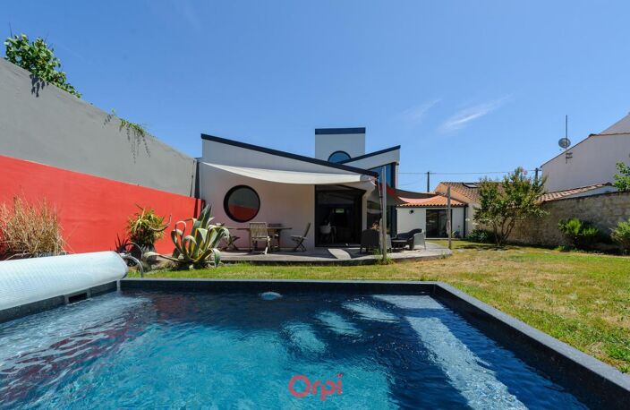 Fétilly - maison d'architecte avec piscine et chambre de plain-pied — photo 2