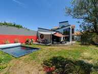 Fétilly - maison d'architecte avec piscine et chambre de plain-pied — photo 4
