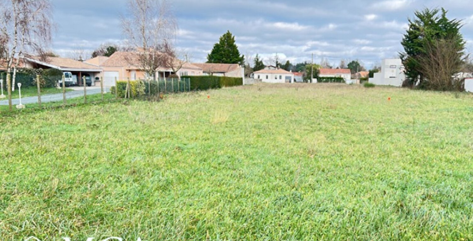 Terrain à bâtir à Arvert (17530) — photo 1